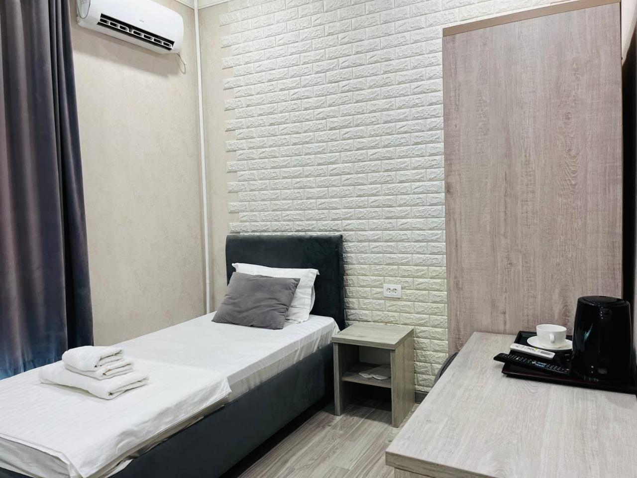 Hotel Shosh Boutique Tashkent Luaran gambar